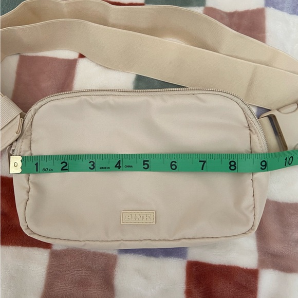 VICTORIAS SECRET PINK BELT BAG IN CREAM - Picture 5 of 6